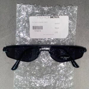 FASHION NOVA So Picky Sunglasses